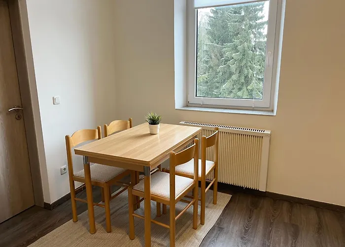- Monteurwohnung - Zur Wieskapelle Apartment *